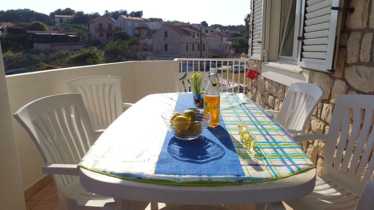 Apartment Karuza Rukavac Vis Extérieur photo